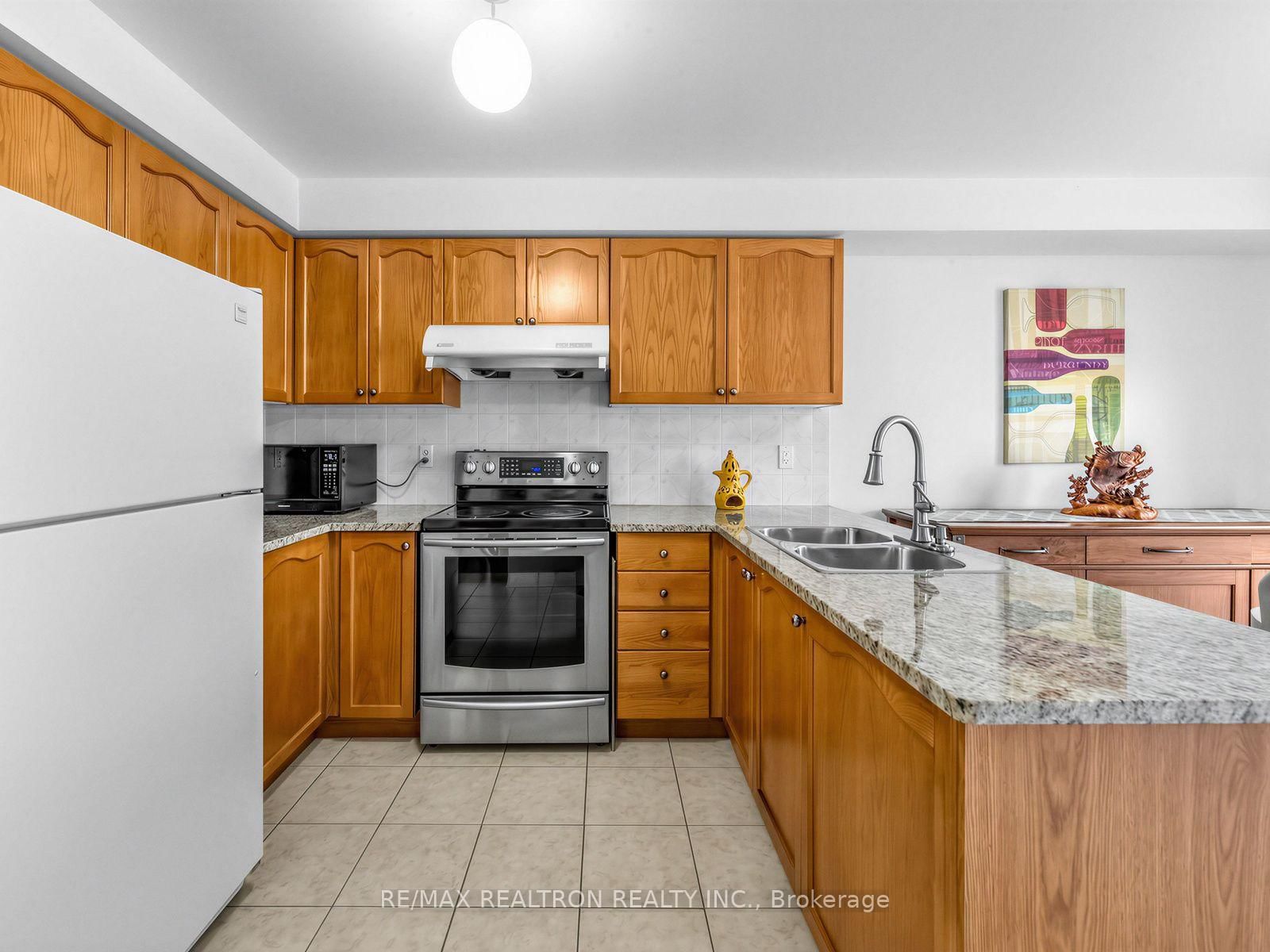 4841 Apple Blossom Circle • Mississauga, ON photo 13