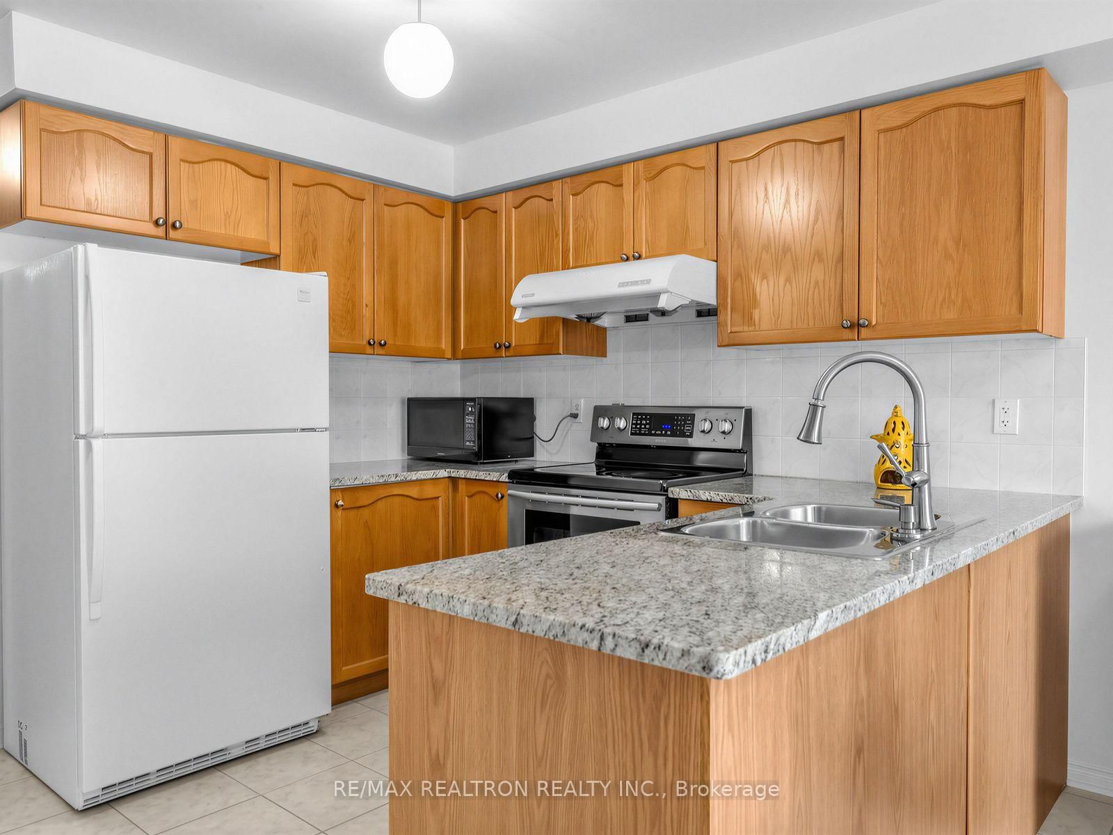 4841 Apple Blossom Circle • Mississauga, ON photo 14