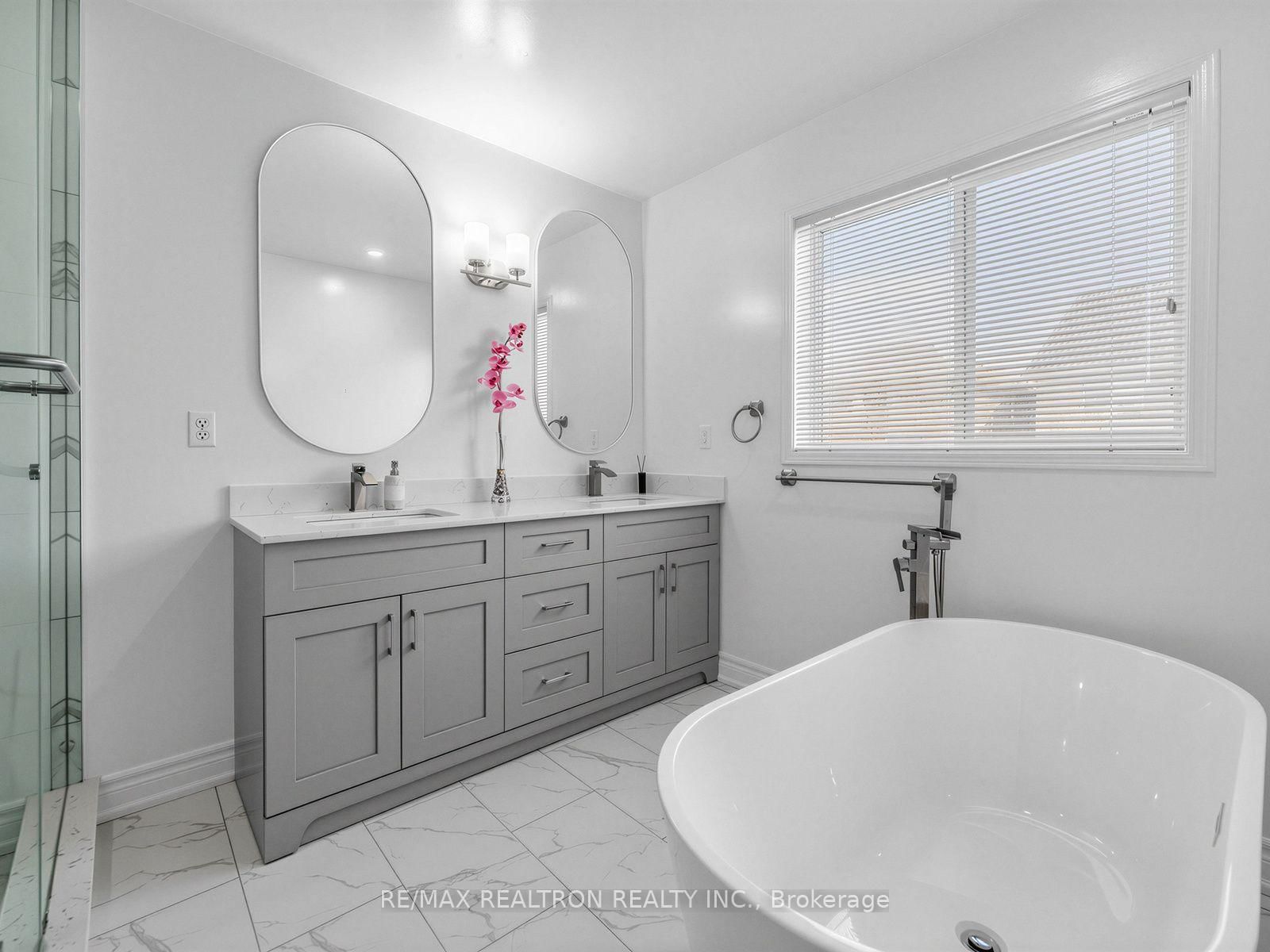 4841 Apple Blossom Circle • Mississauga, ON photo 22