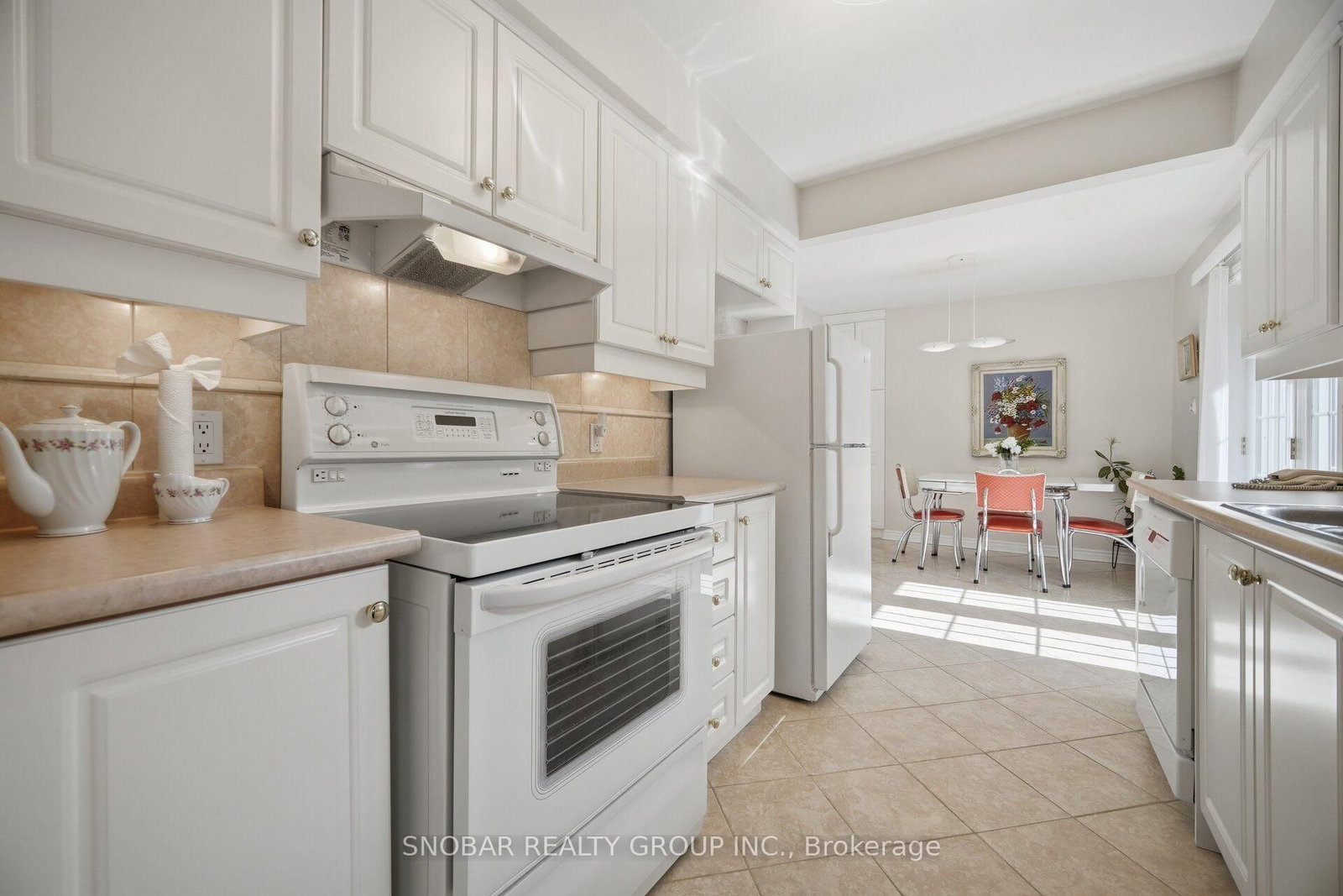 1408 Ballyclare Drive • Mississauga, ON photo 11