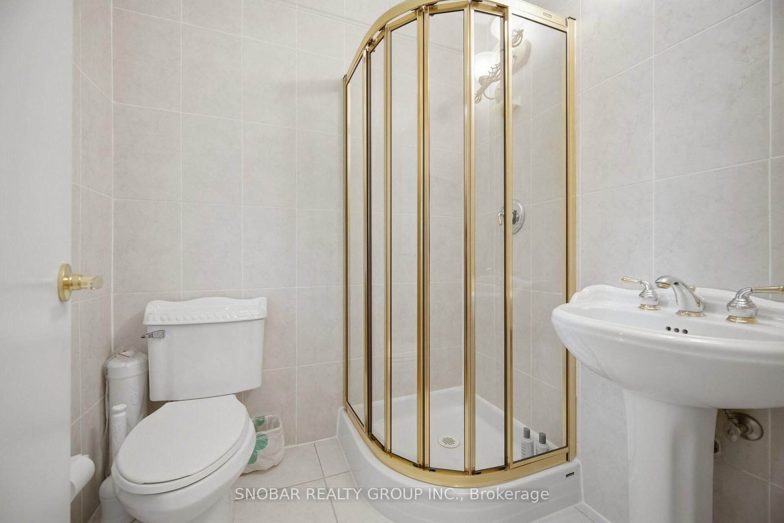 1408 Ballyclare Drive • Mississauga, ON photo 18