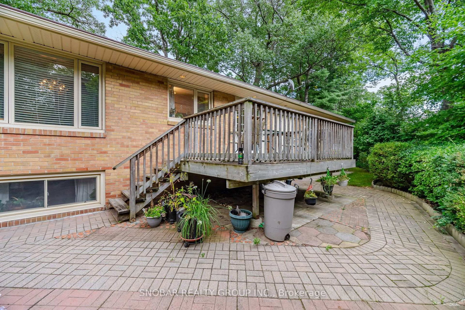 1408 Ballyclare Drive • Mississauga, ON photo 37