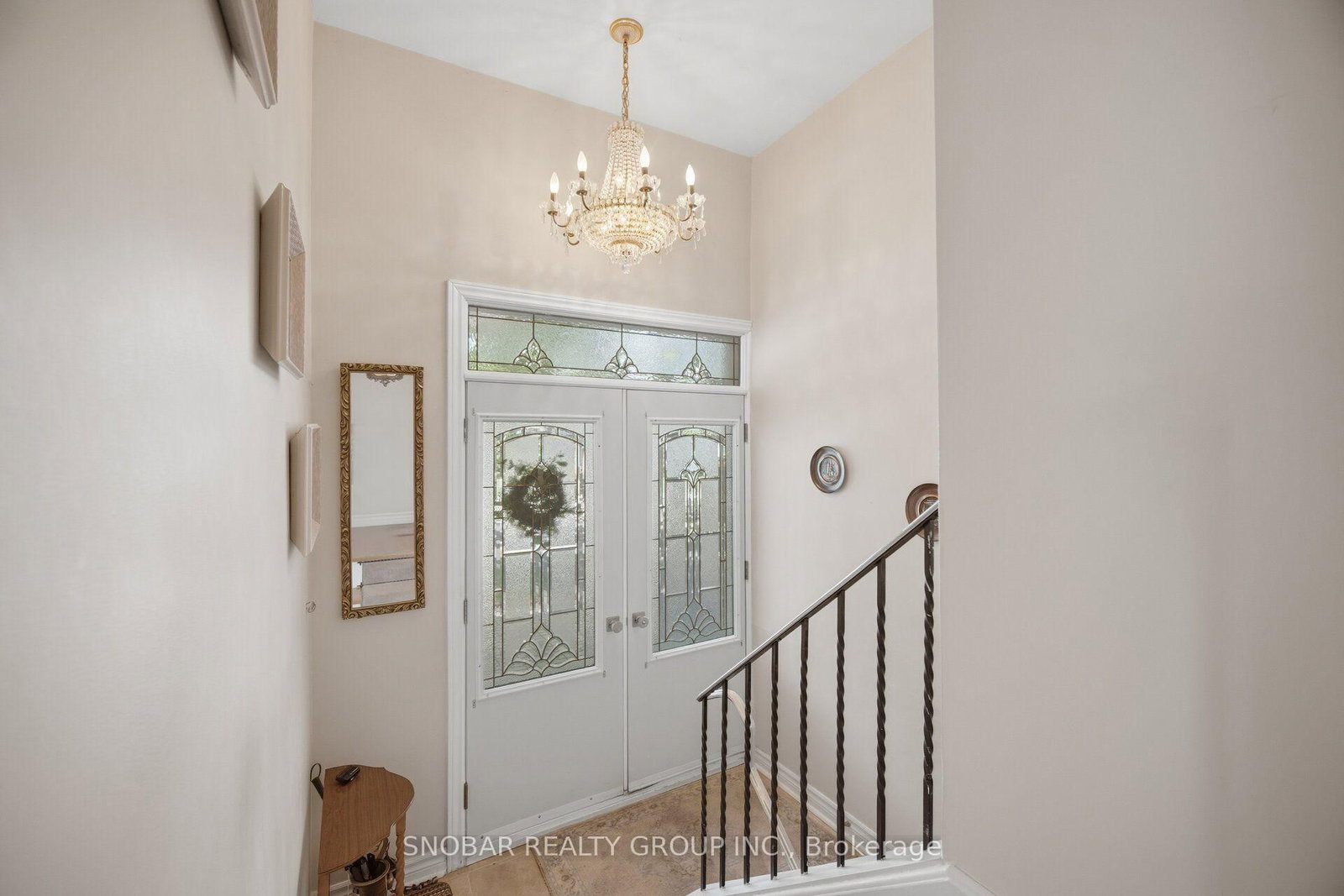 1408 Ballyclare Drive • Mississauga, ON photo 4