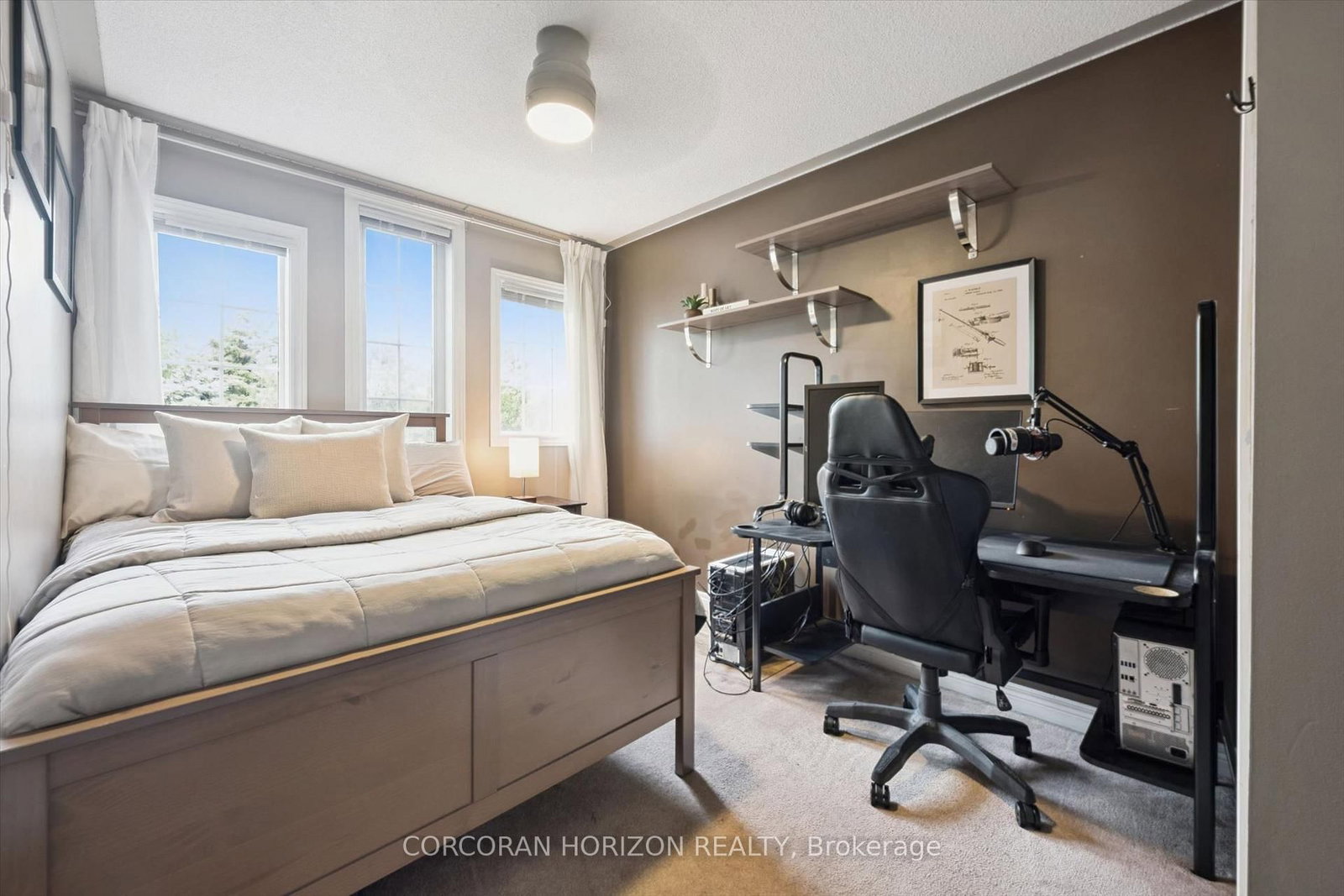 2970 Berwick Drive • #4 • Burlington, ON photo 17