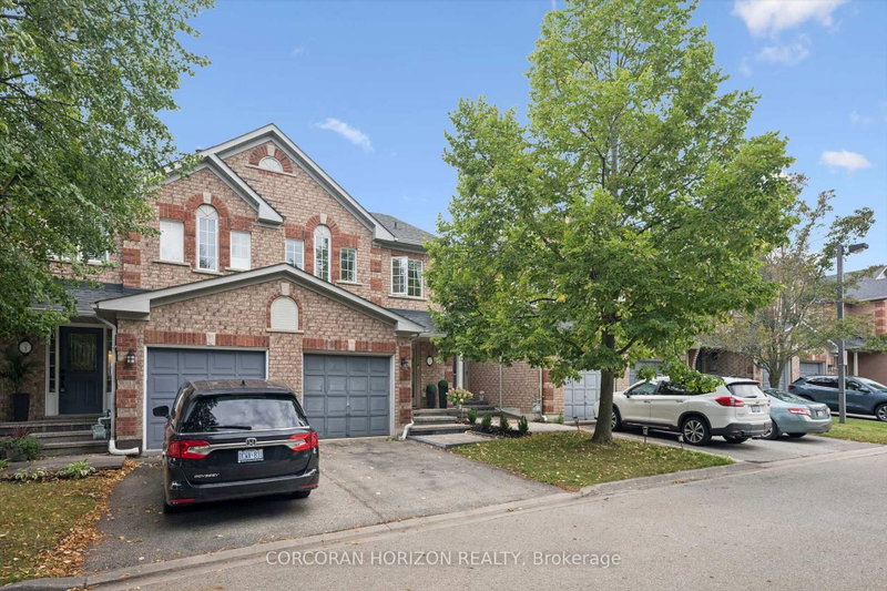 4 - 2970 Berwick Drive