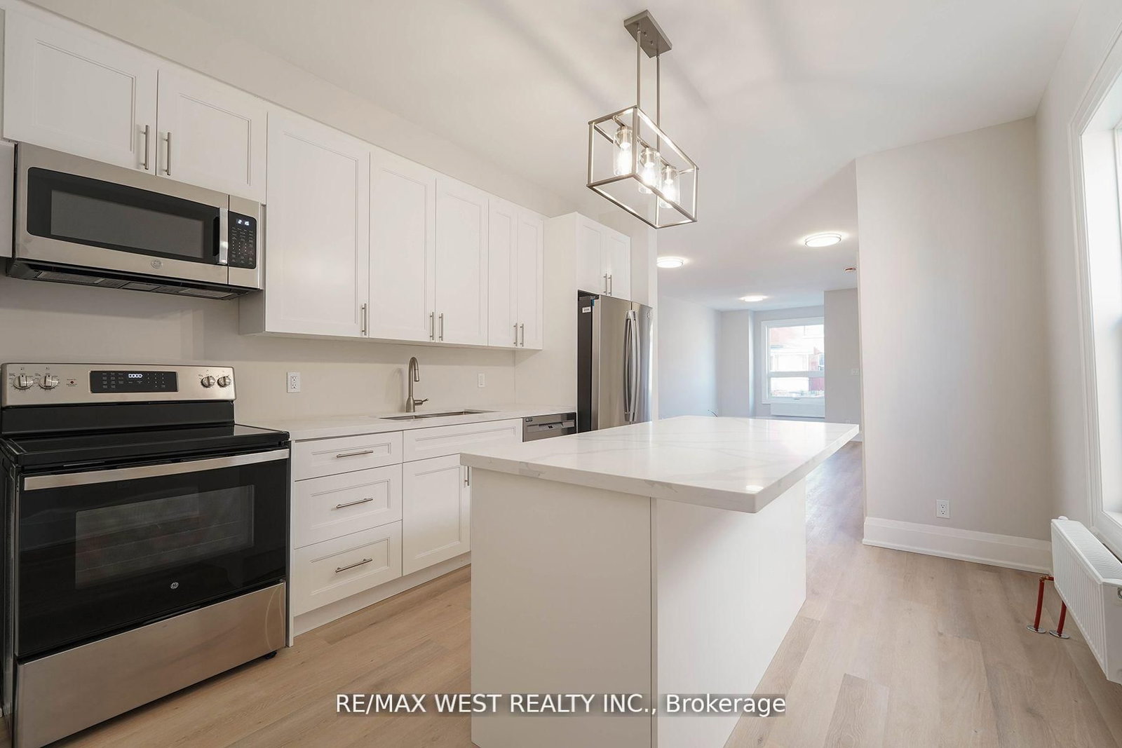115 Edwin Avenue • Toronto, ON photo 13