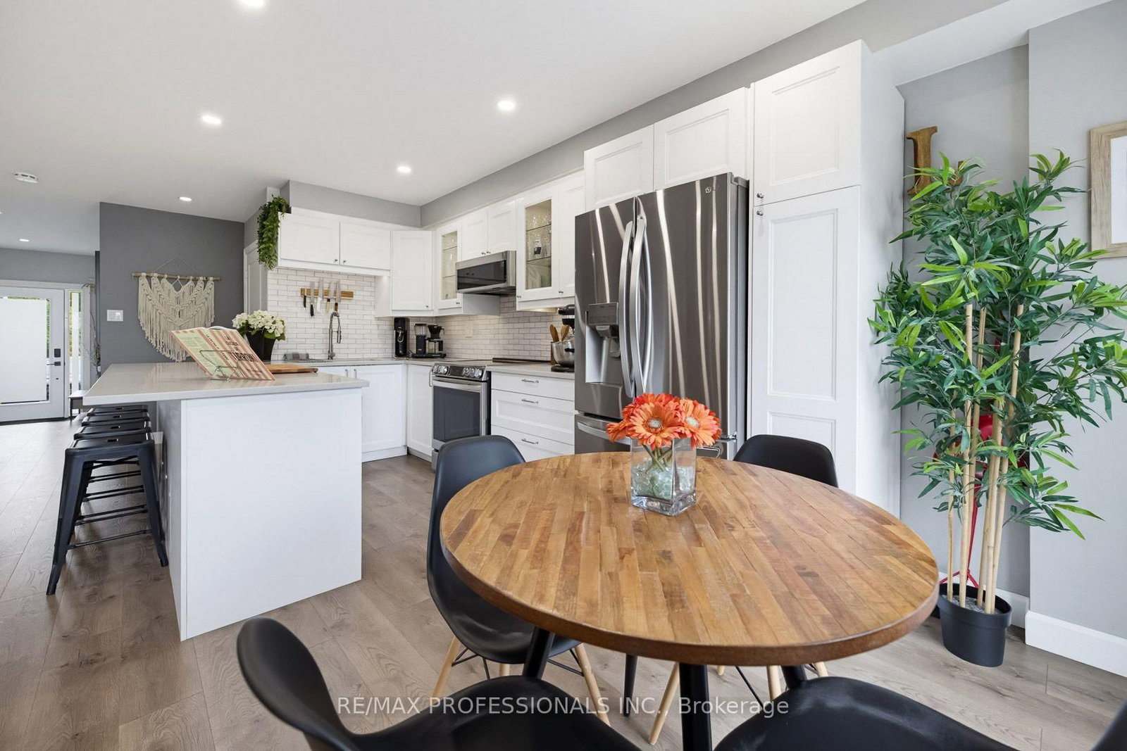 21 Waterbury Street • Caledon, ON photo 12