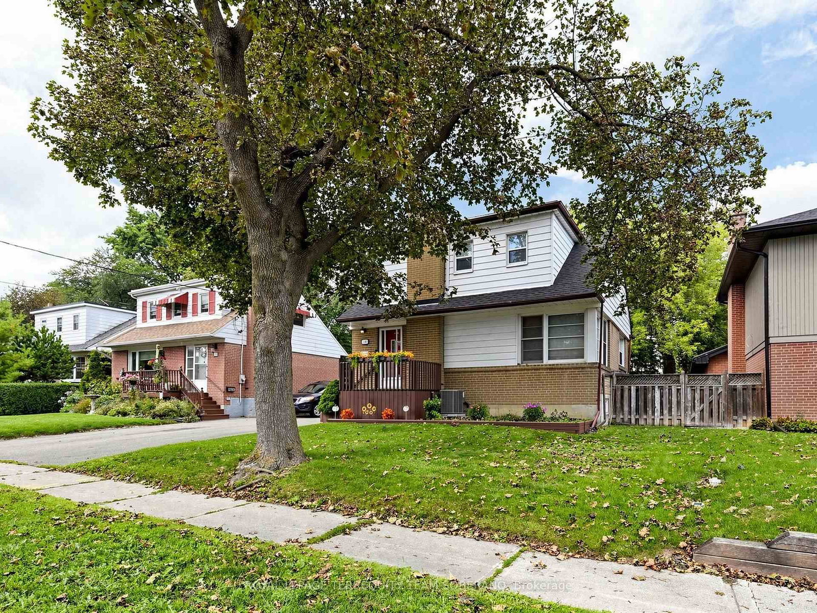 Property at 16 Clearbrooke