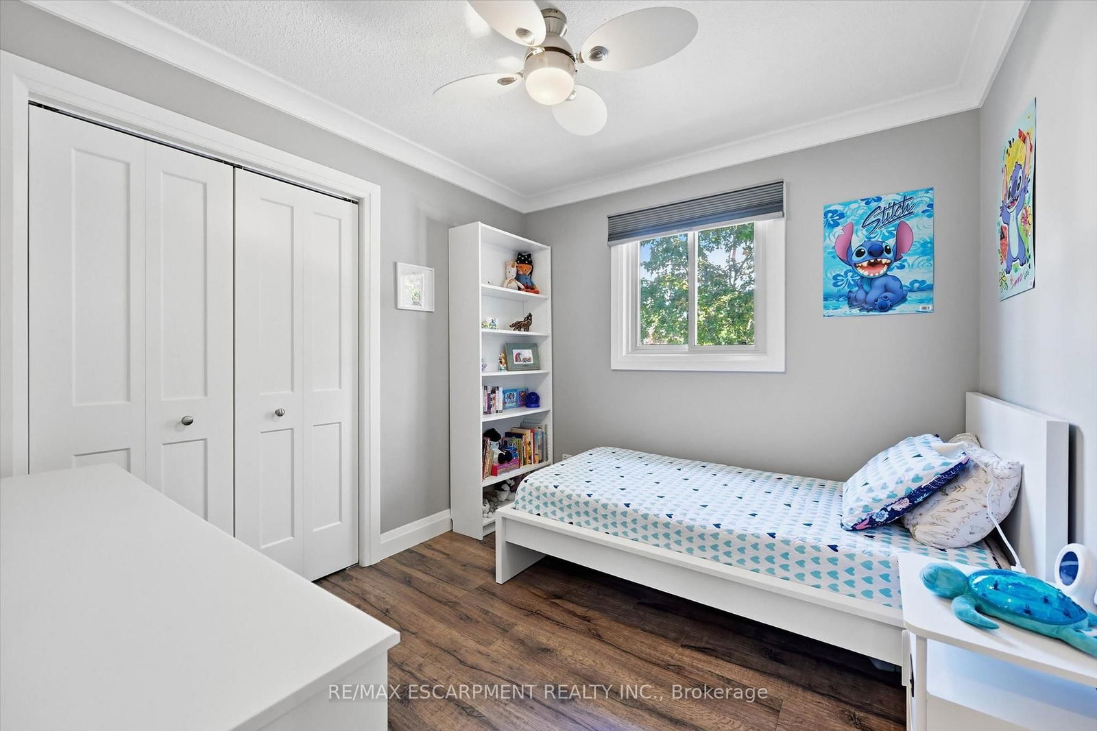 2120 Cavendish Drive • Burlington, ON photo 23