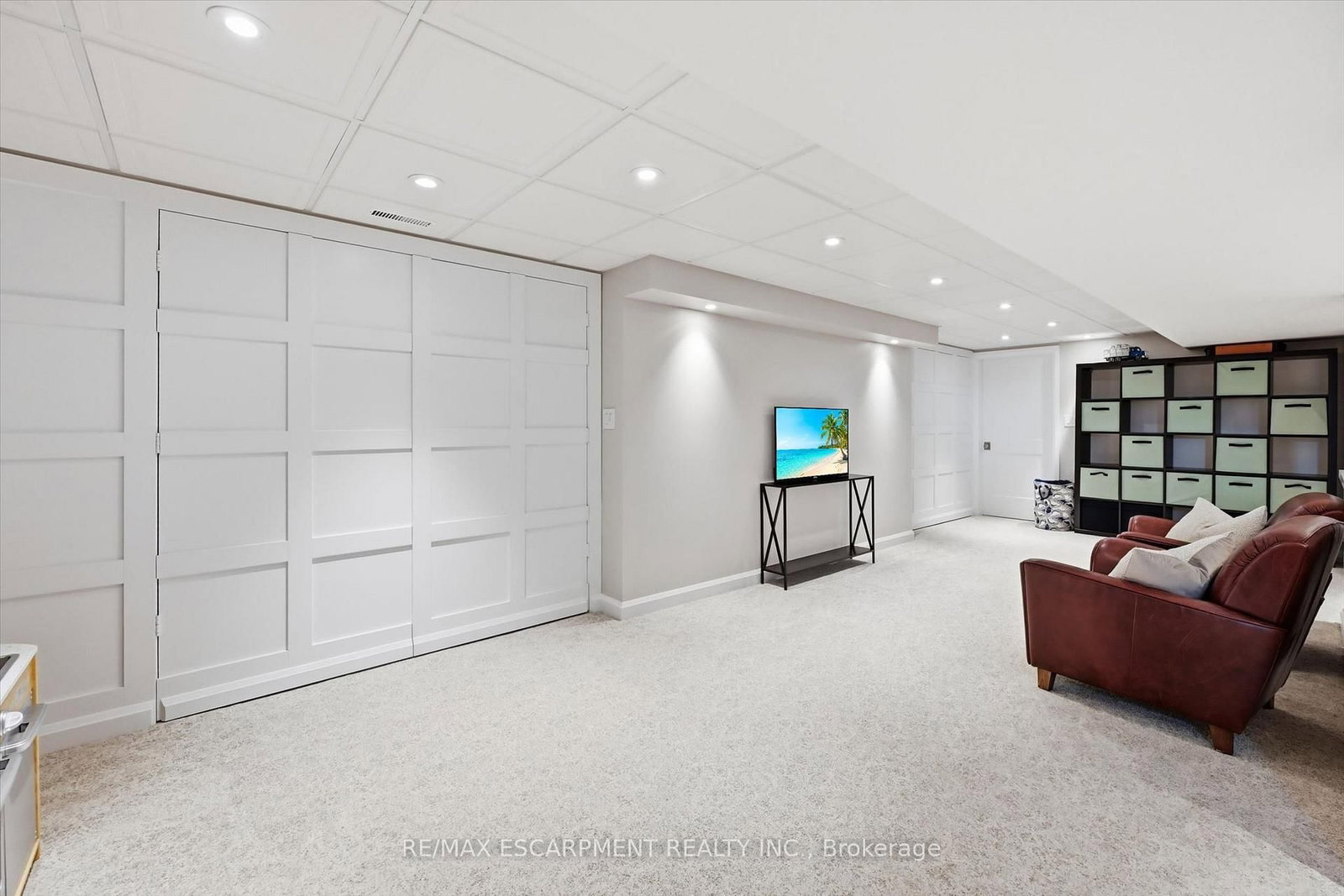 2120 Cavendish Drive • Burlington, ON photo 29