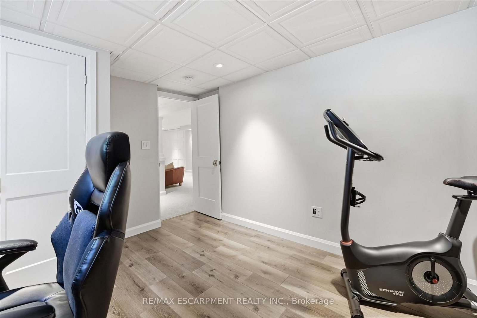 2120 Cavendish Drive • Burlington, ON photo 35