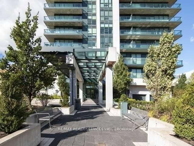 2005 - 100 John Street