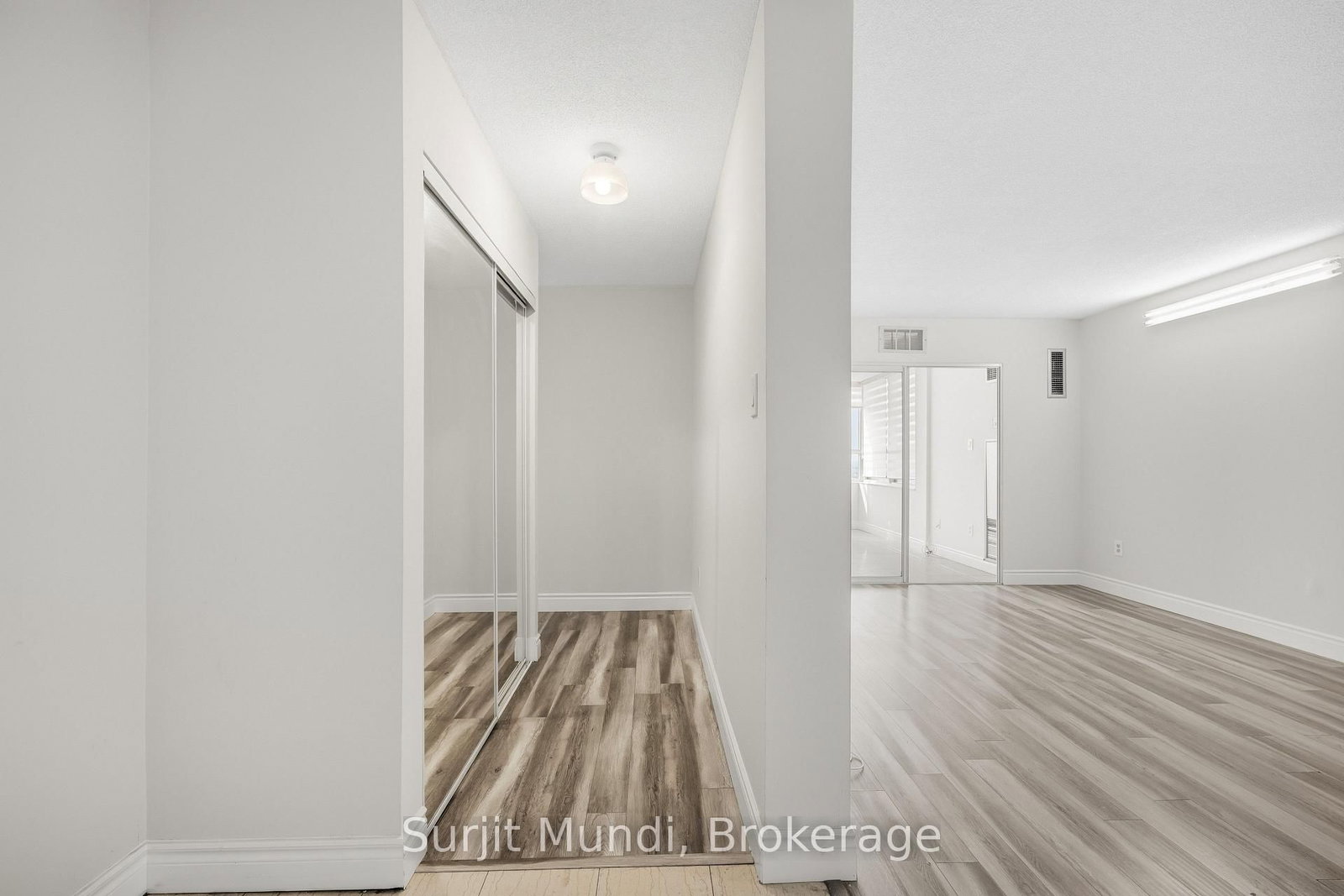10 Malta Brampton,ON L6Y 4G6 — Photo 10