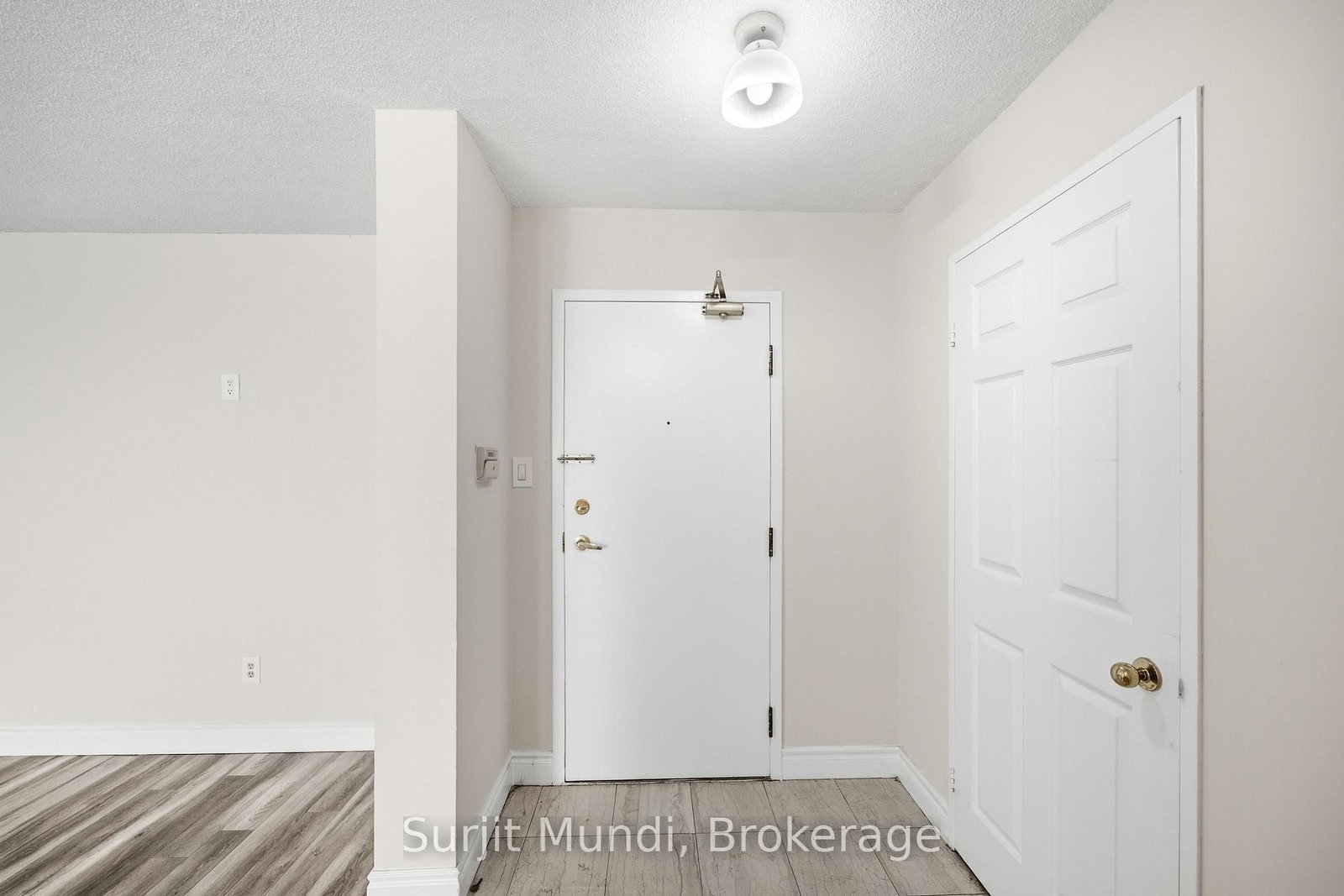 10 Malta Brampton,ON L6Y 4G6 — Photo 5