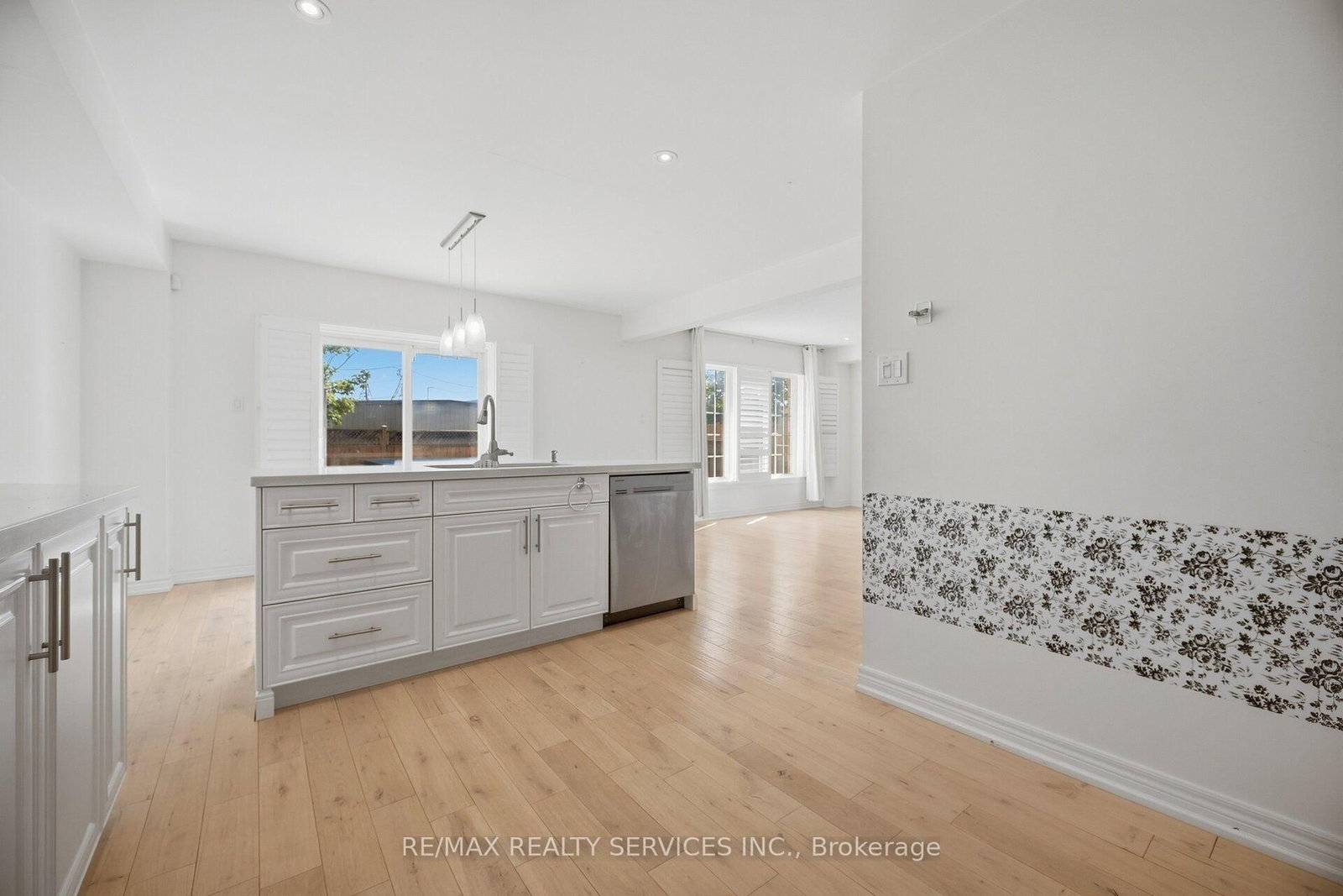33 Sewells Lane • Brampton, ON photo 19