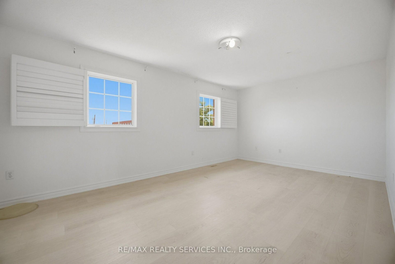 33 Sewells Lane • Brampton, ON photo 27