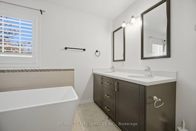 33 Sewells Brampton,ON L7A 2Z9 — Photo 31