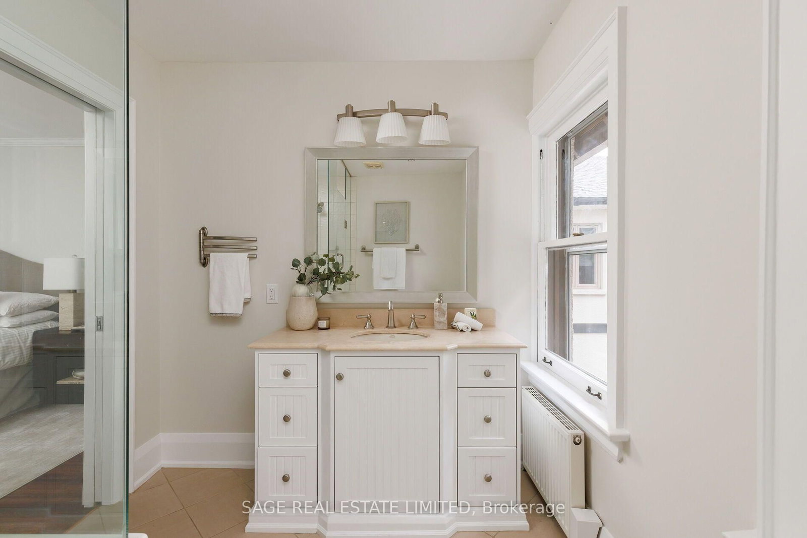 78 The Kingsway • Toronto, ON photo 32