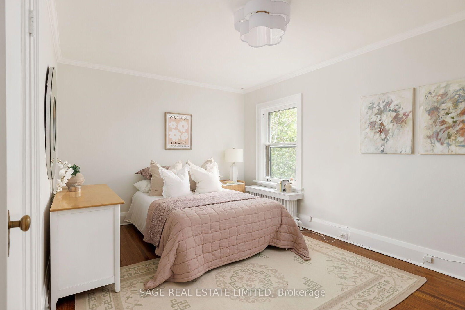 78 The Kingsway • Toronto, ON photo 35