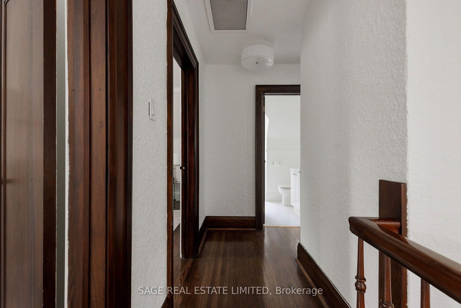 78 The Kingsway • Toronto, ON photo 39