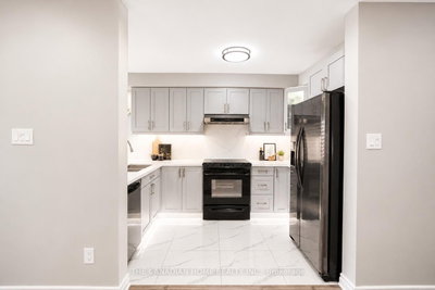 124 Tomabrook Crescent • Brampton, ON photo 9
