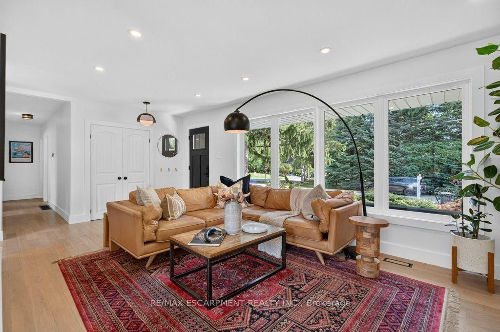395 Lark Avenue • Burlington, ON photo 10