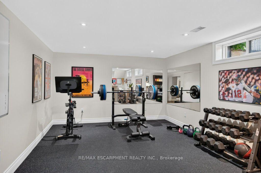 395 Lark Avenue • Burlington, ON photo 39