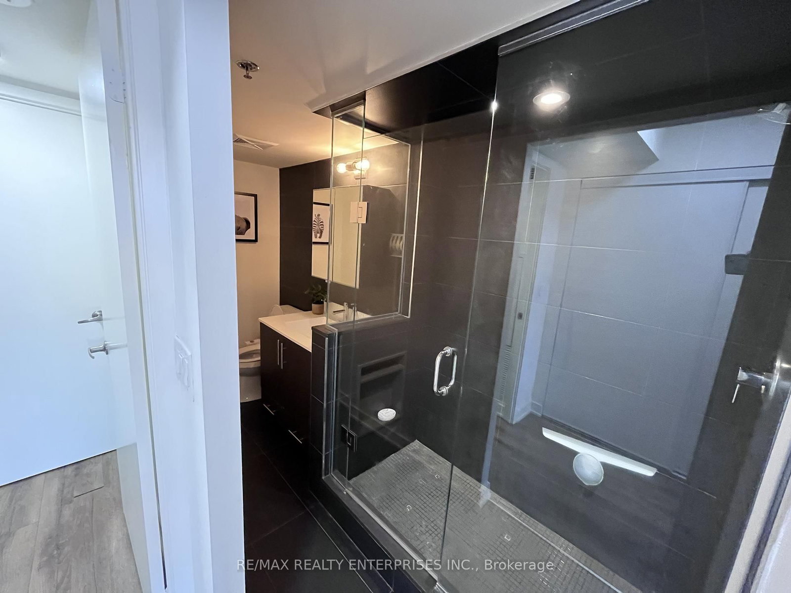 11 Superior Etobicoke,ON M8V 0A7 — Photo 15
