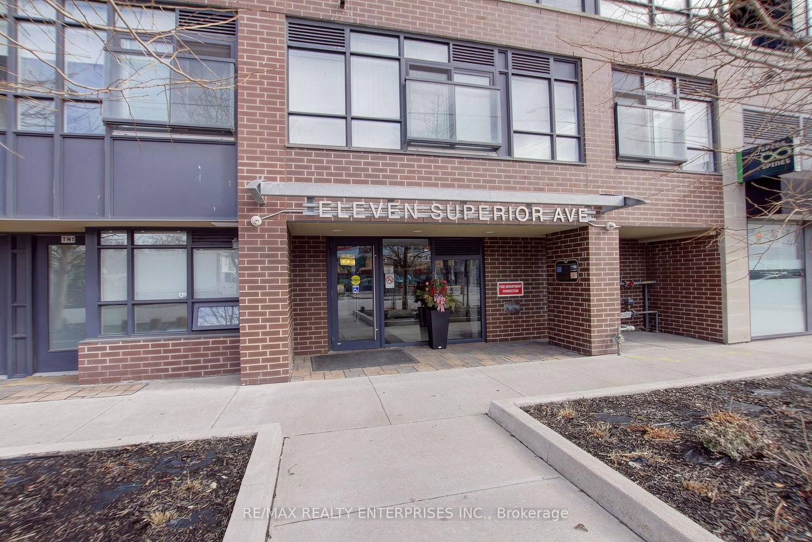 11 Superior Etobicoke,ON M8V 0A7 — Photo 28