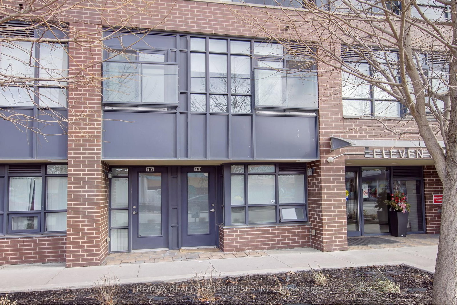 11 Superior Etobicoke,ON M8V 0A7 — Photo 5