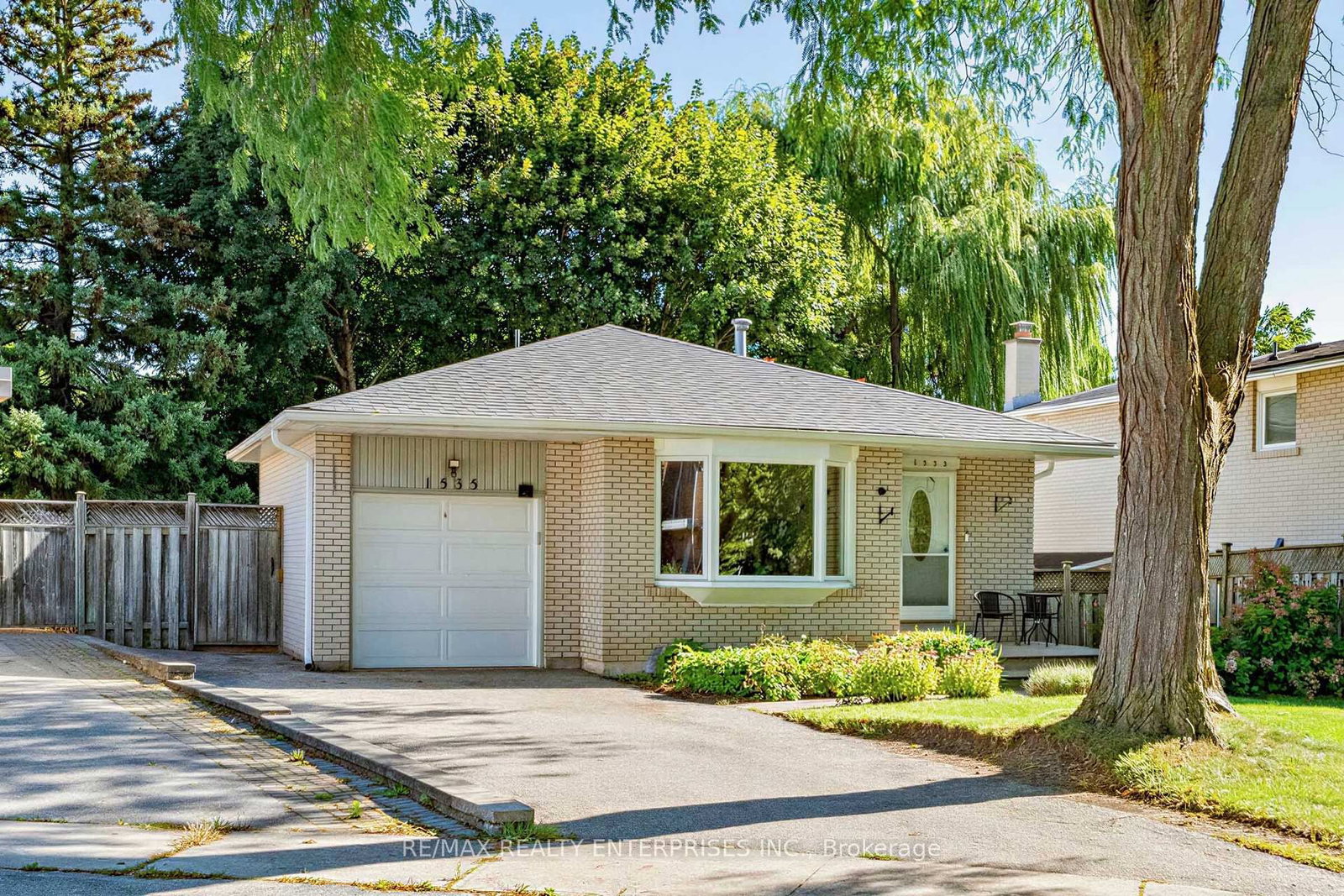 1535 Thetford Court • Mississauga, ON photo 1