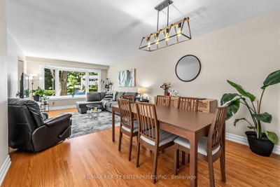 1535 Thetford Court • Mississauga, ON photo 9