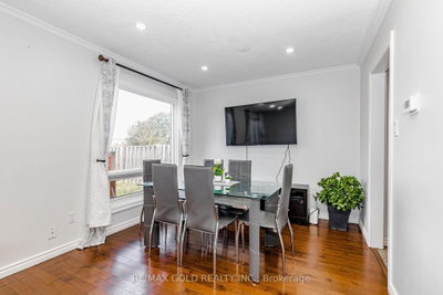 240 Simmons Boulevard • Brampton, ON photo 8