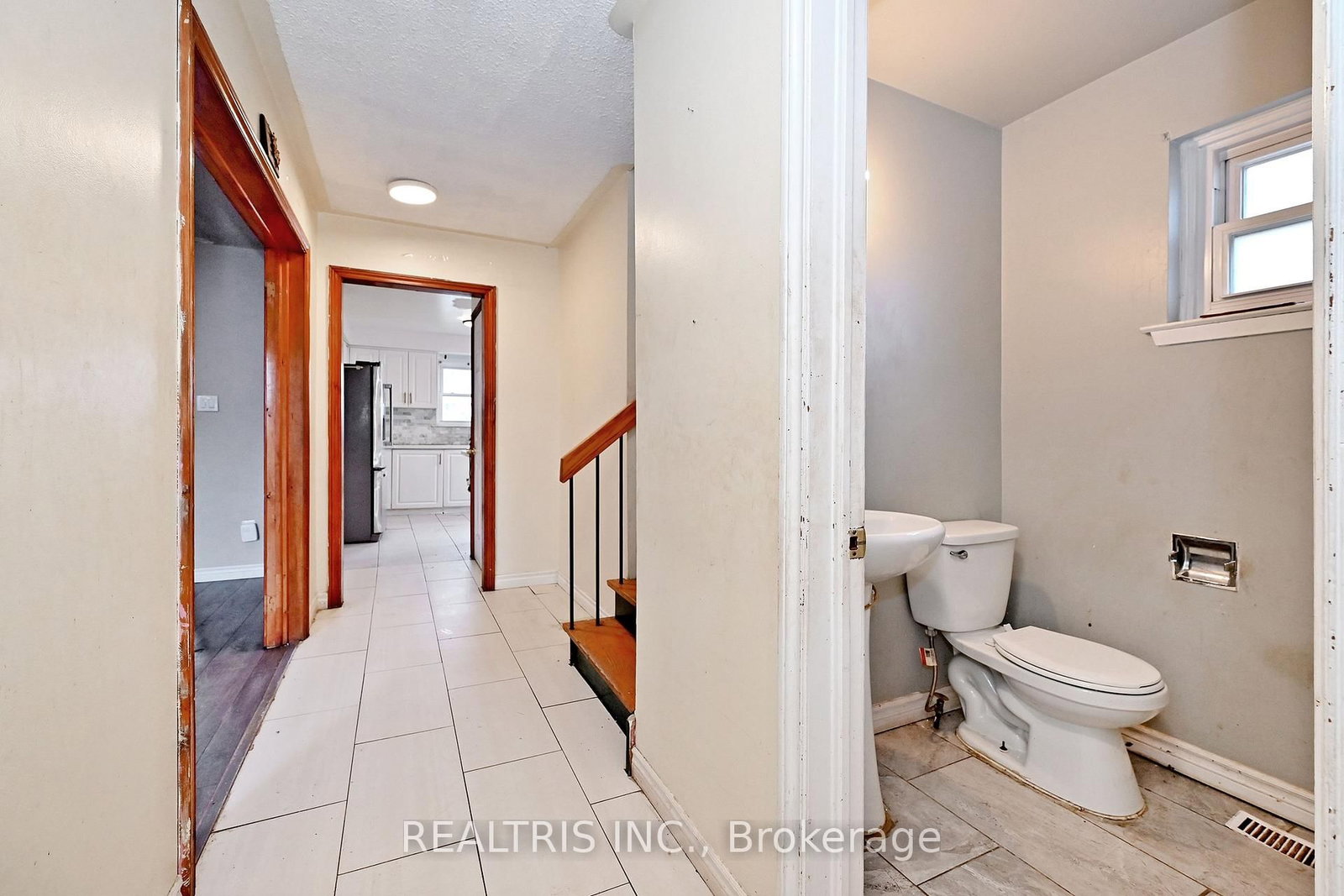 116 Sutherland Brampton,ON L6V 2H7 — Photo 14