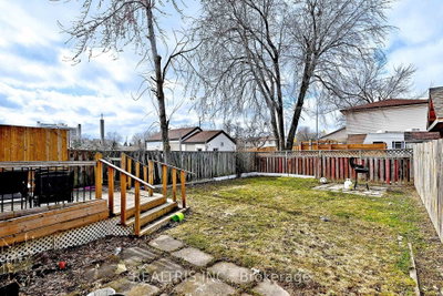 116 Sutherland Brampton,ON L6V 2H7 — Photo 30