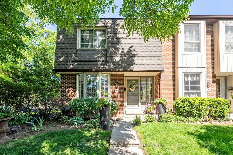 18 - 3021 Glencrest Road