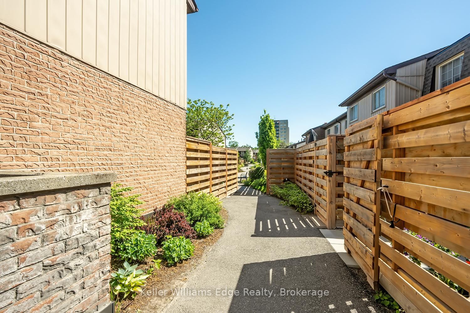3021 Glencrest Road • #18 • Burlington, ON photo 41