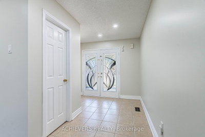 74 Charcoal Way • Brampton, ON photo 5