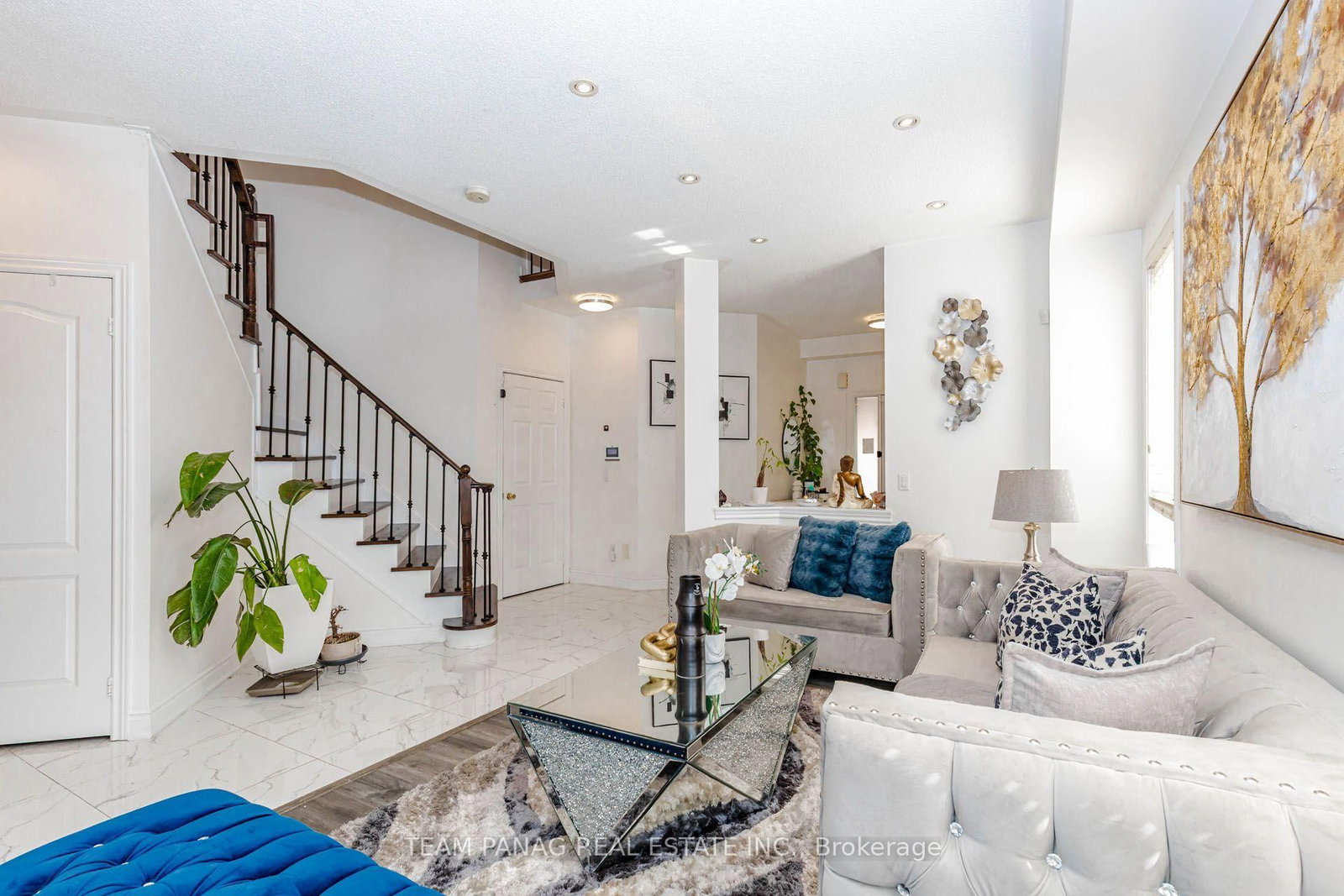 4 Martineau Road • Brampton, ON photo 8