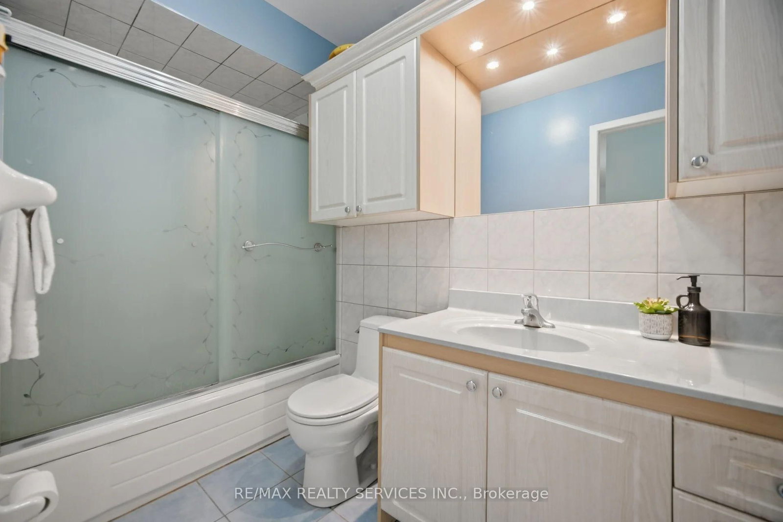 2414 Whaley Drive • Mississauga, ON photo 18