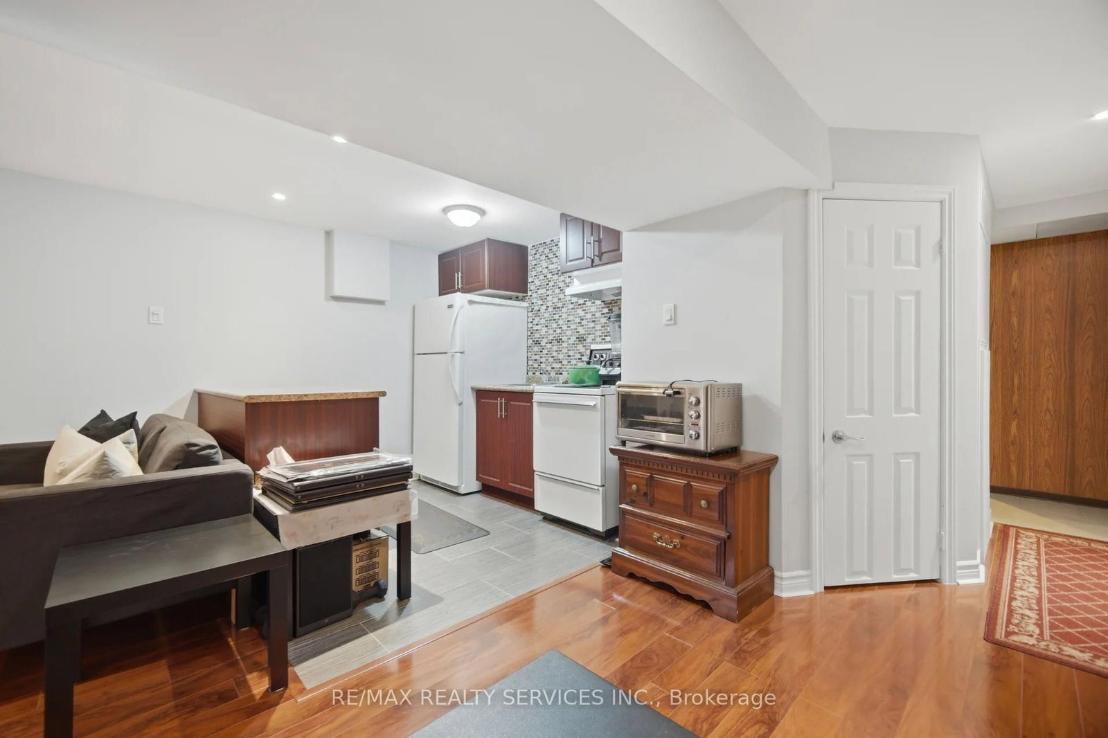 2414 Whaley Drive • Mississauga, ON photo 22
