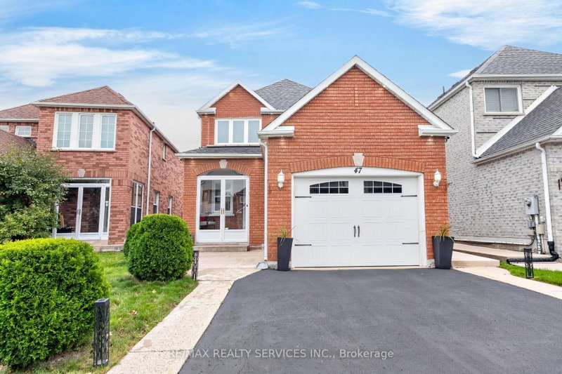 47 Twisted Oak Street