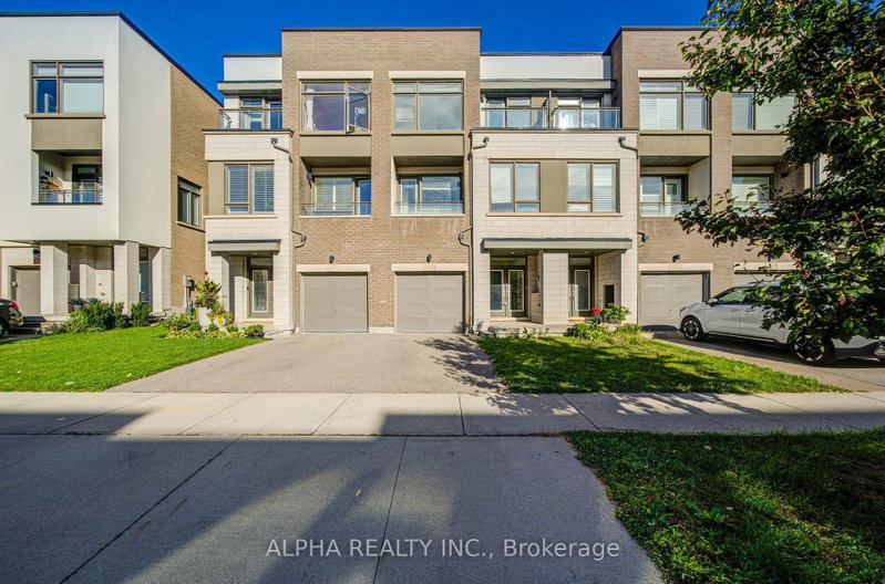 179 Squire Crescent