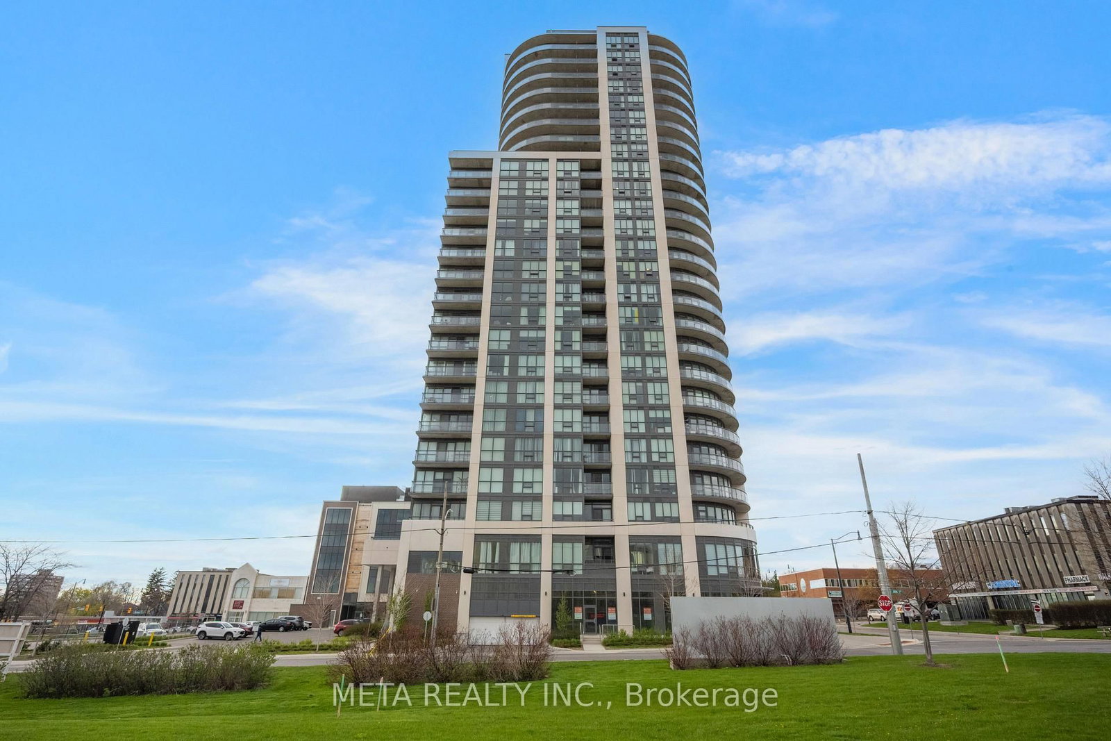 15 Lynch Brampton,ON L6W 0C7
