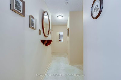 212 Kerr Oakville,ON L6K 3B1 — Photo 33