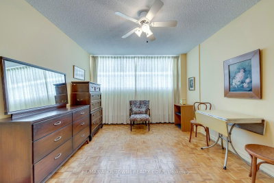 212 Kerr Oakville,ON L6K 3B1 — Photo 35