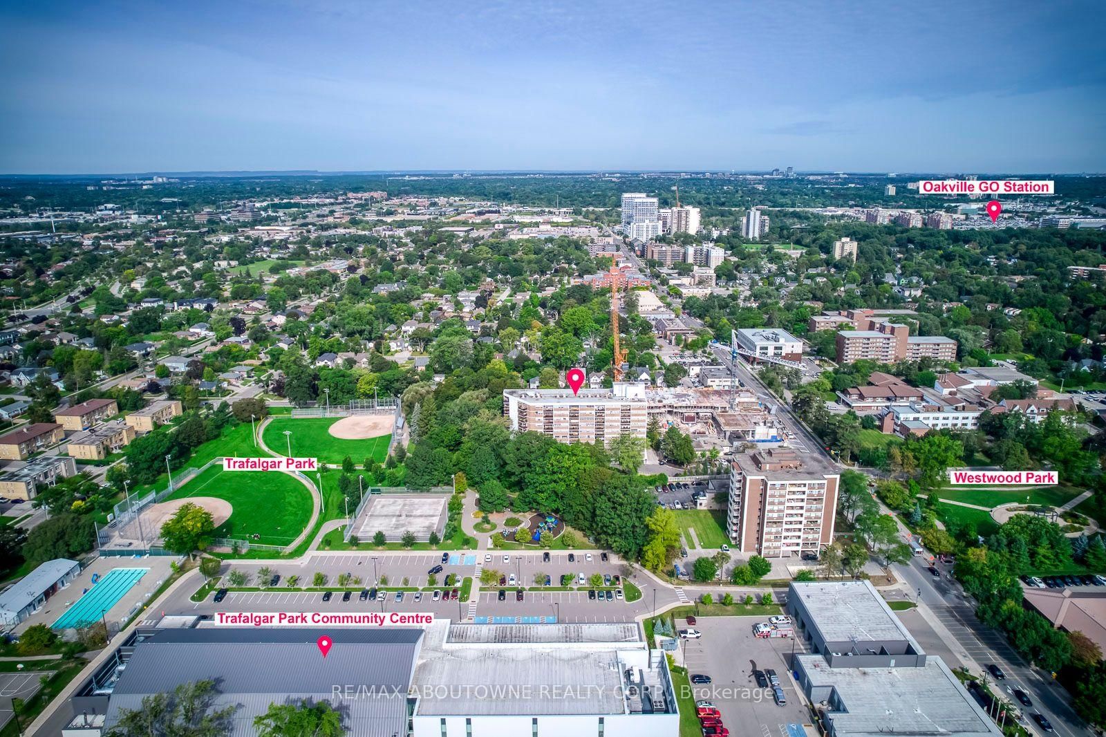 212 Kerr Oakville,ON L6K 3B1 — Photo 4