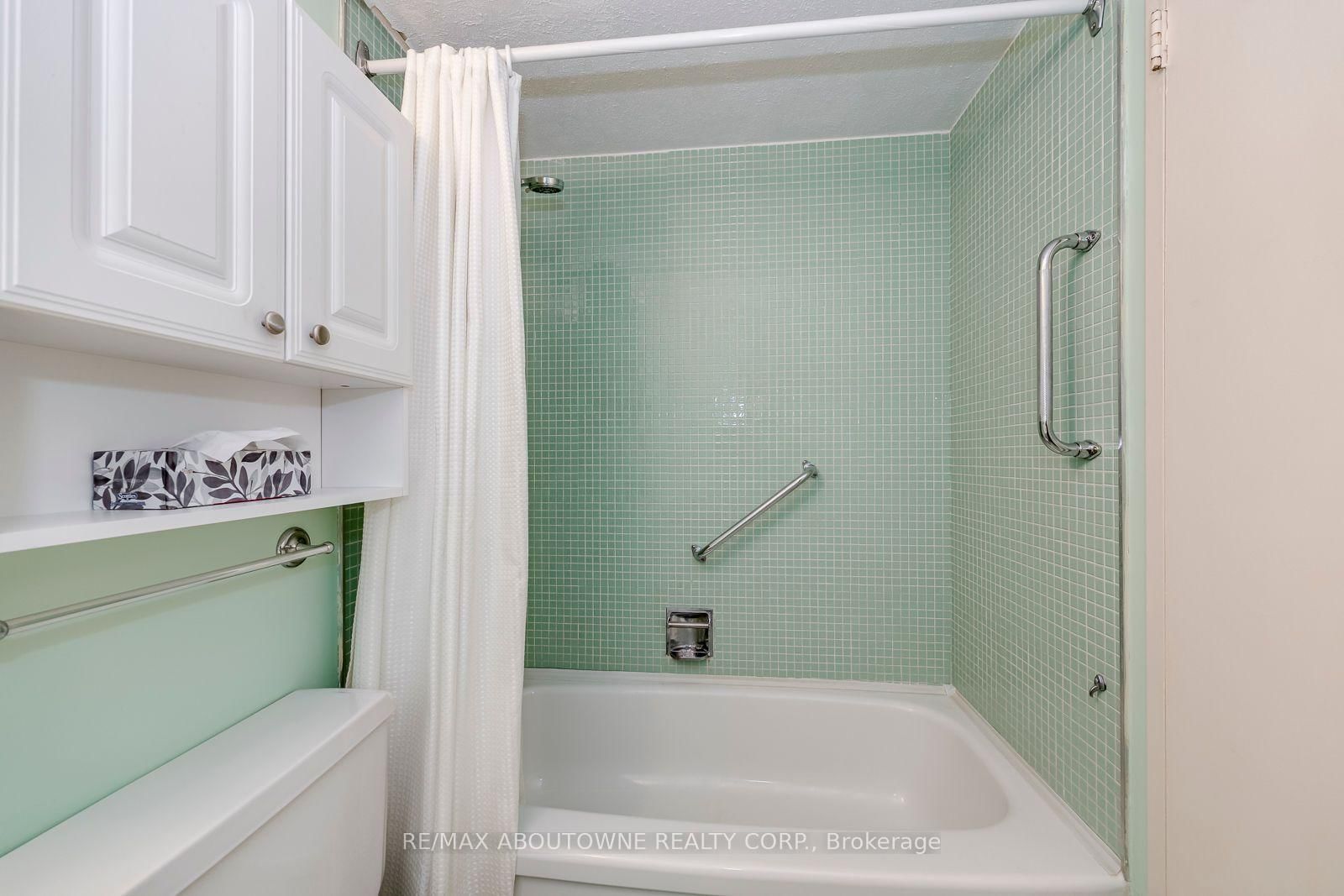 212 Kerr Oakville,ON L6K 3B1 — Photo 41