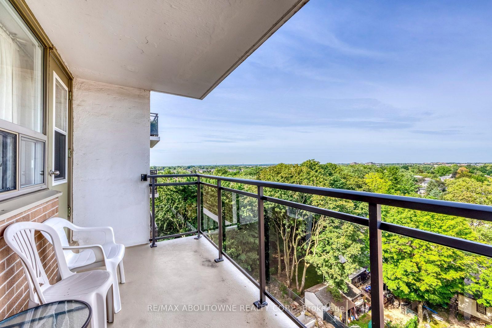 212 Kerr Oakville,ON L6K 3B1 — Photo 42