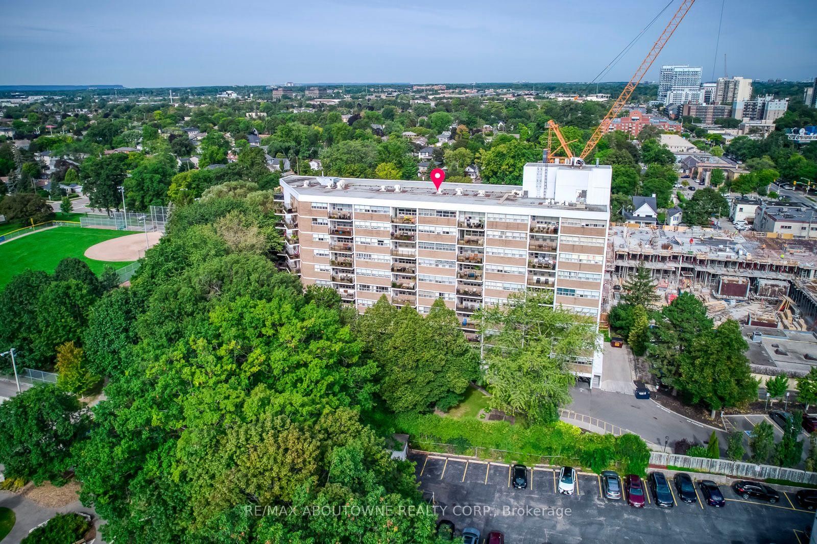 212 Kerr Oakville,ON L6K 3B1 — Photo 6